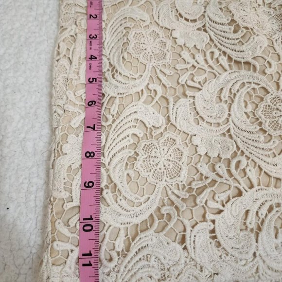 Arc and Company Ivory/bone/creme knit woven shorts Small - Picture 2 of 4